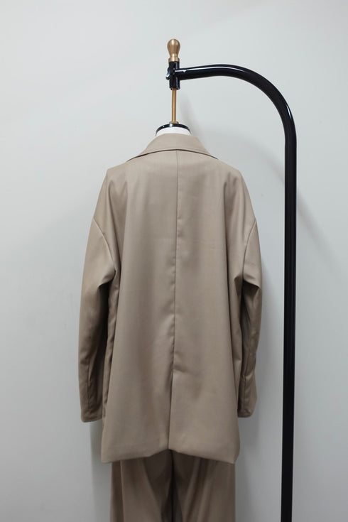 テーラードオーバージャケット